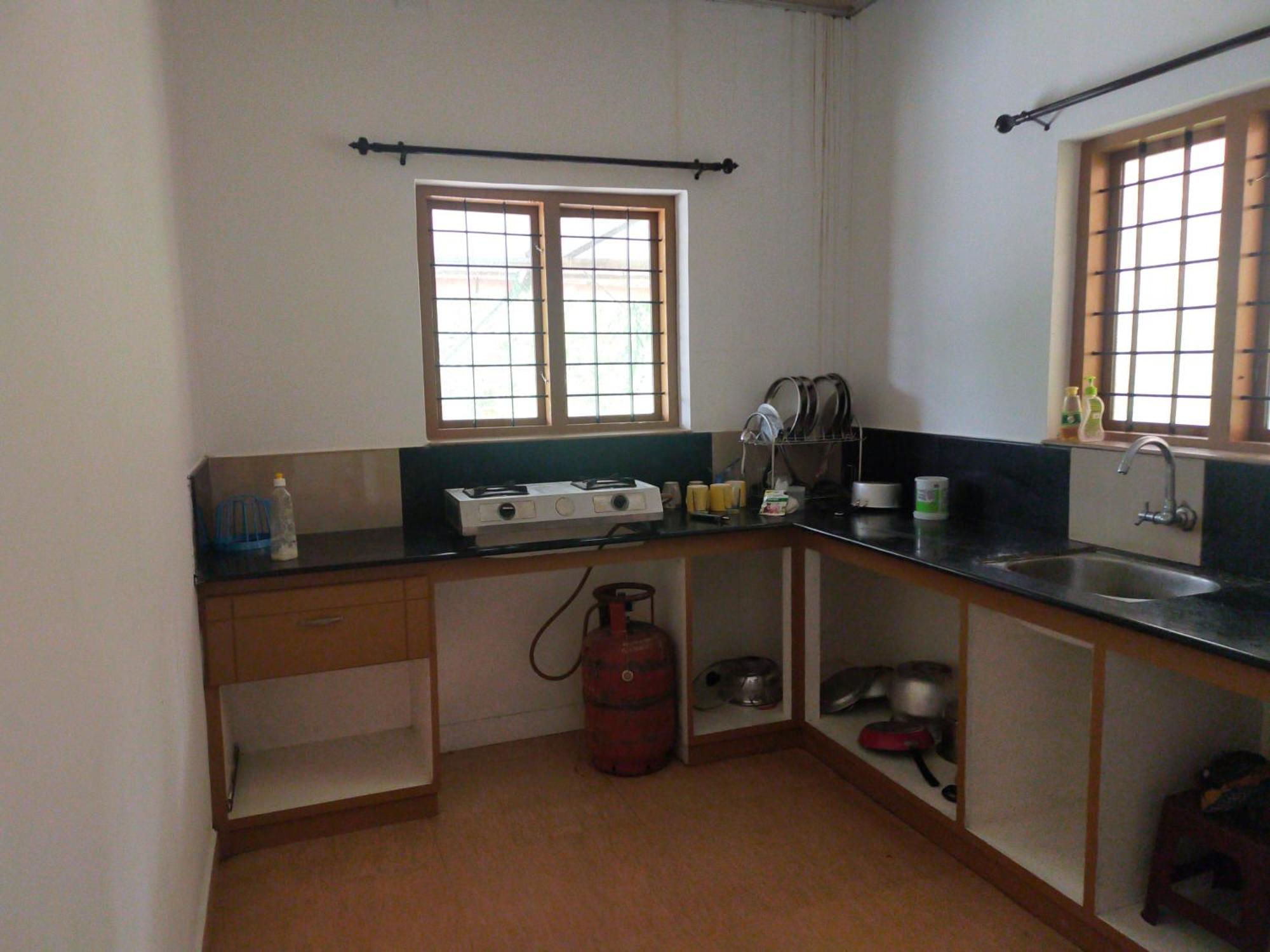Anivilla Holiday Home Kunjithanny Anachal Exterior foto